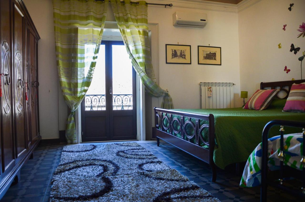 Casa Alcala Deluxe Hotel Катания Екстериор снимка