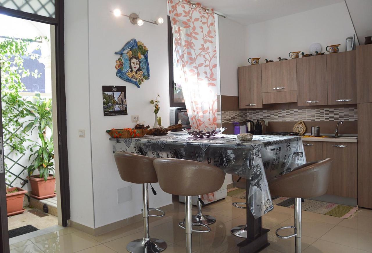 Casa Alcala Deluxe Hotel Катания Екстериор снимка