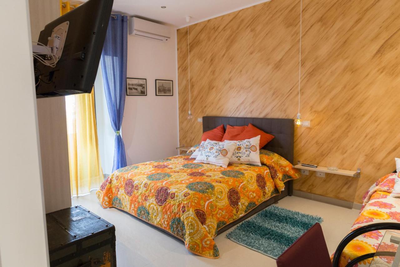 Casa Alcala Deluxe Hotel Катания Екстериор снимка